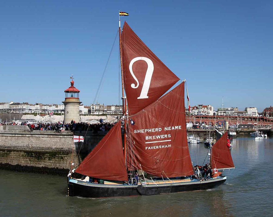 THAMES SAILING BARGES