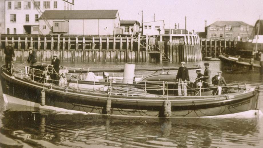 Cecil &amp; Lilian Philpott ON730 (Stenoa)